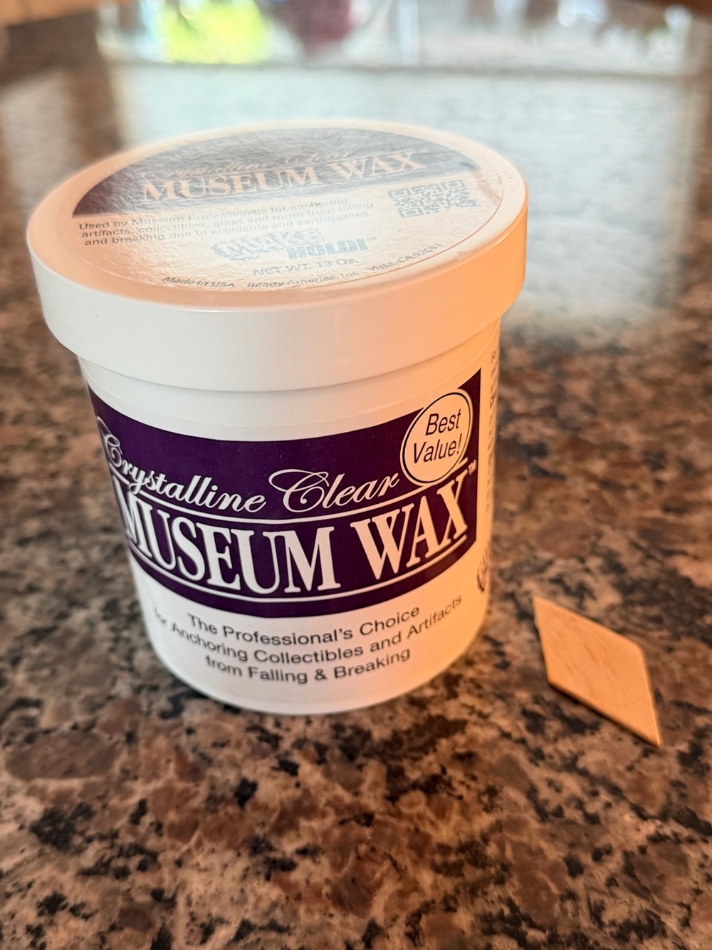 QuakeHold! Crystalline Clear Museum Wax 13 oz